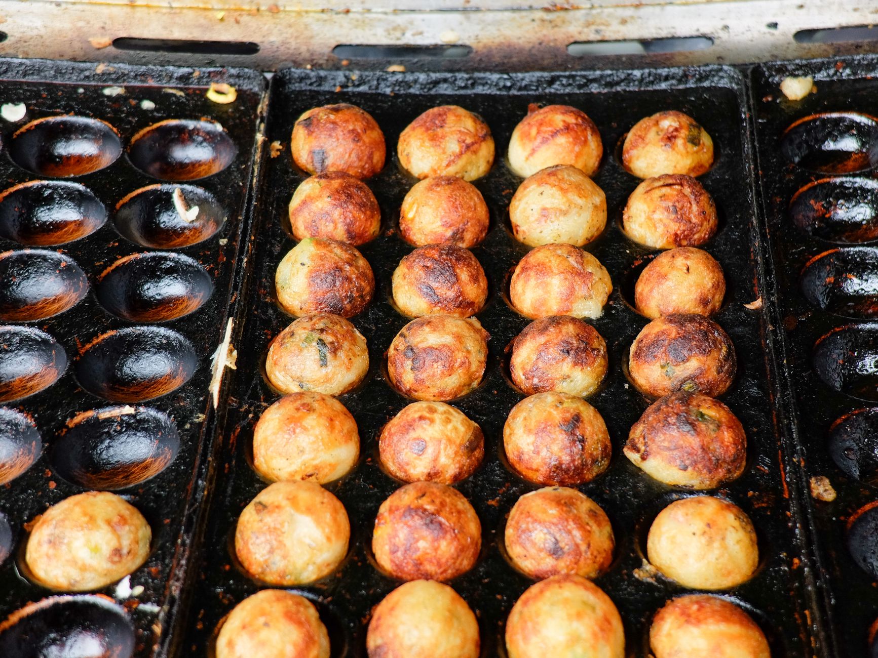 The Best Takoyaki in Osaka: Where to Find Japan’s Perfect Octopus Ball