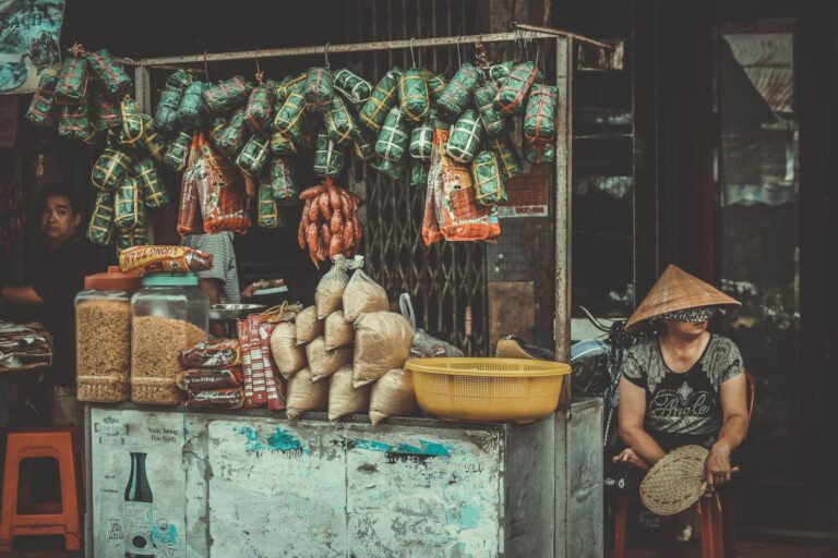 Miso vs Doubanjiang: Japan’s Sweet Paste Meets Sichuan Heat