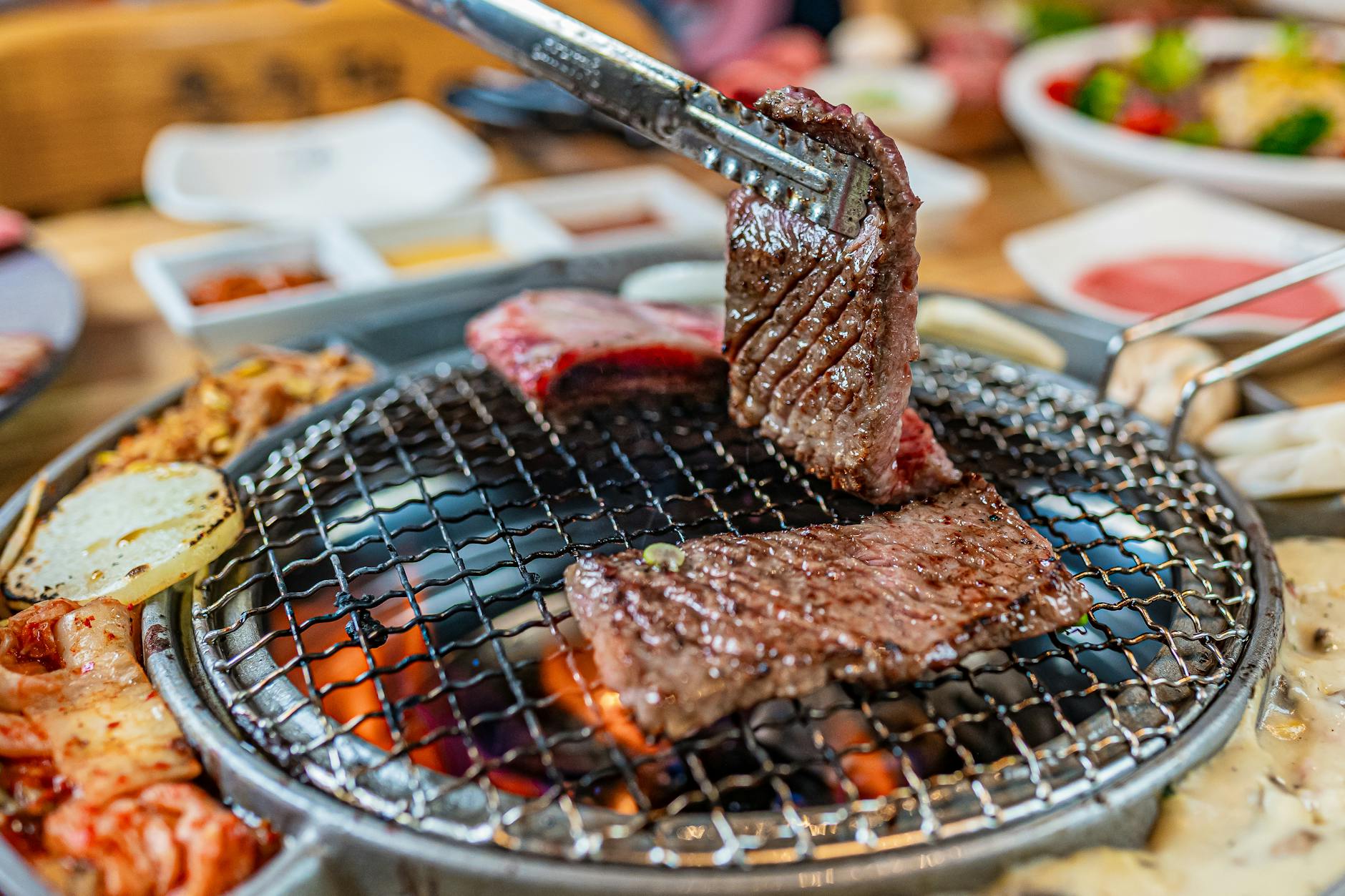Korean BBQ vs Japanese Yakiniku: Which Grill Wins?