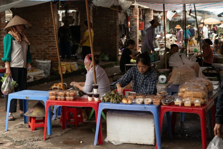 Jakarta’s Best Street Food: Where Locals Actually Eat