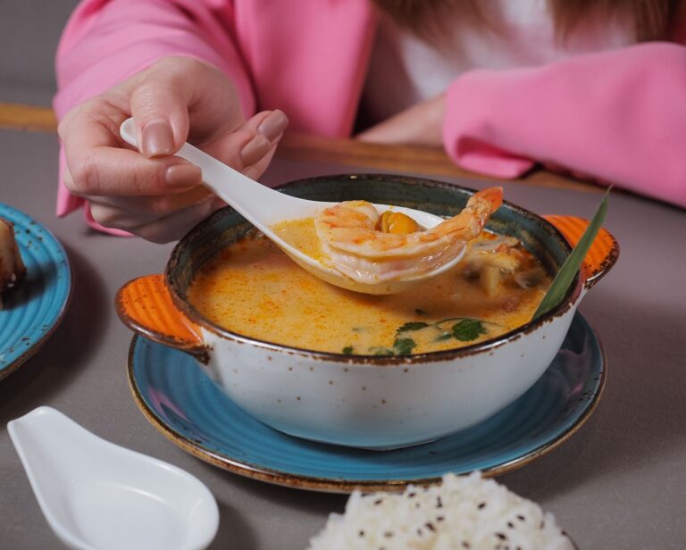 Making Tom Yum Paste from Scratch: The Real Method