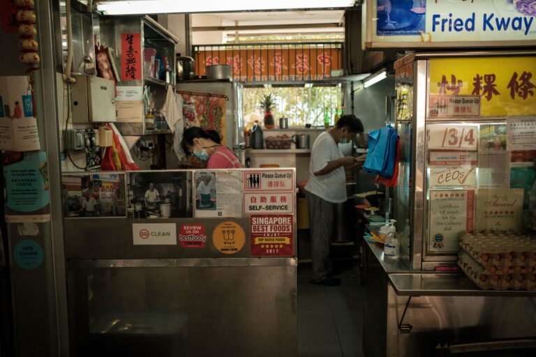 Singaporean Hawker Culture: From Street Carts to UNESCO Status