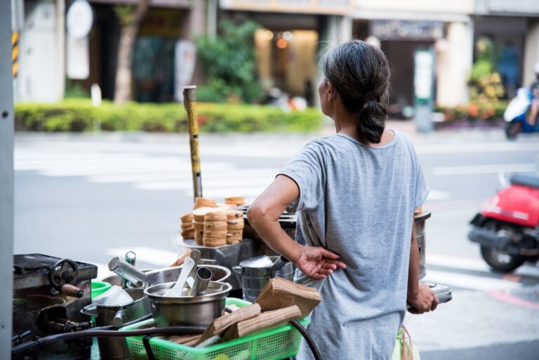 Lemongrass in Asian Cooking: Complete Southeast Asia Guide