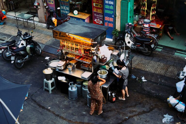 Bangkok’s Best Street Food: Where Locals Actually Eat