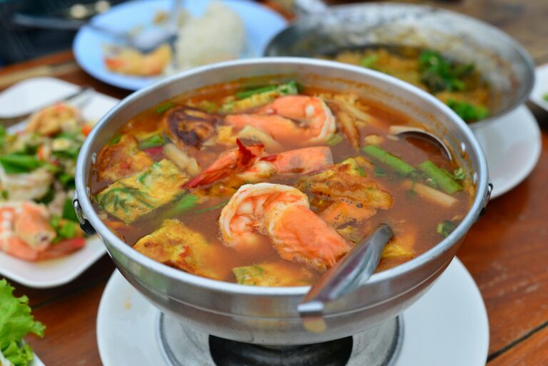 Thai Yen Ta Fo Recipe: Authentic Street Vendor Technique