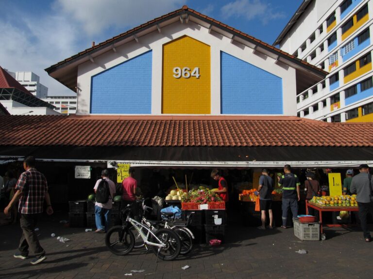 Singaporean Hawker Culture: From Street Cart to UNESCO Heritage