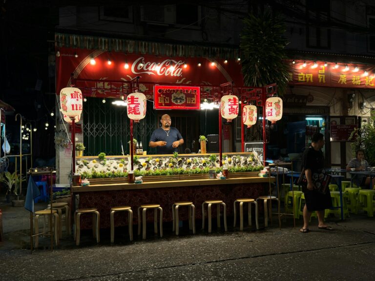 Som Tum: Origins, Variations, and Where to Eat It