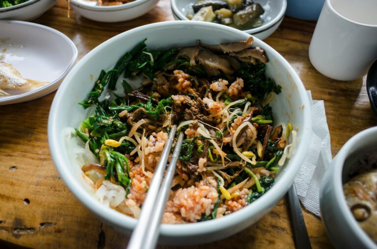 How to Build Bibimbap: The Korean Bowl Assembly Method