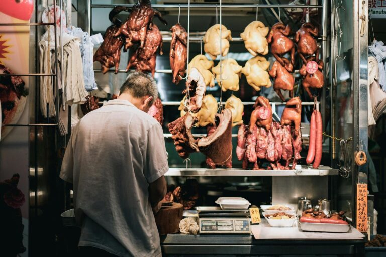 Hong Kong Cha Chaan Teng: What to Eat and Where