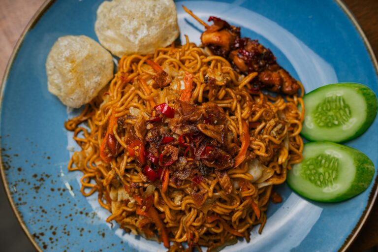 Bali Food Guide: Warung Culture and Where to Eat Real Food