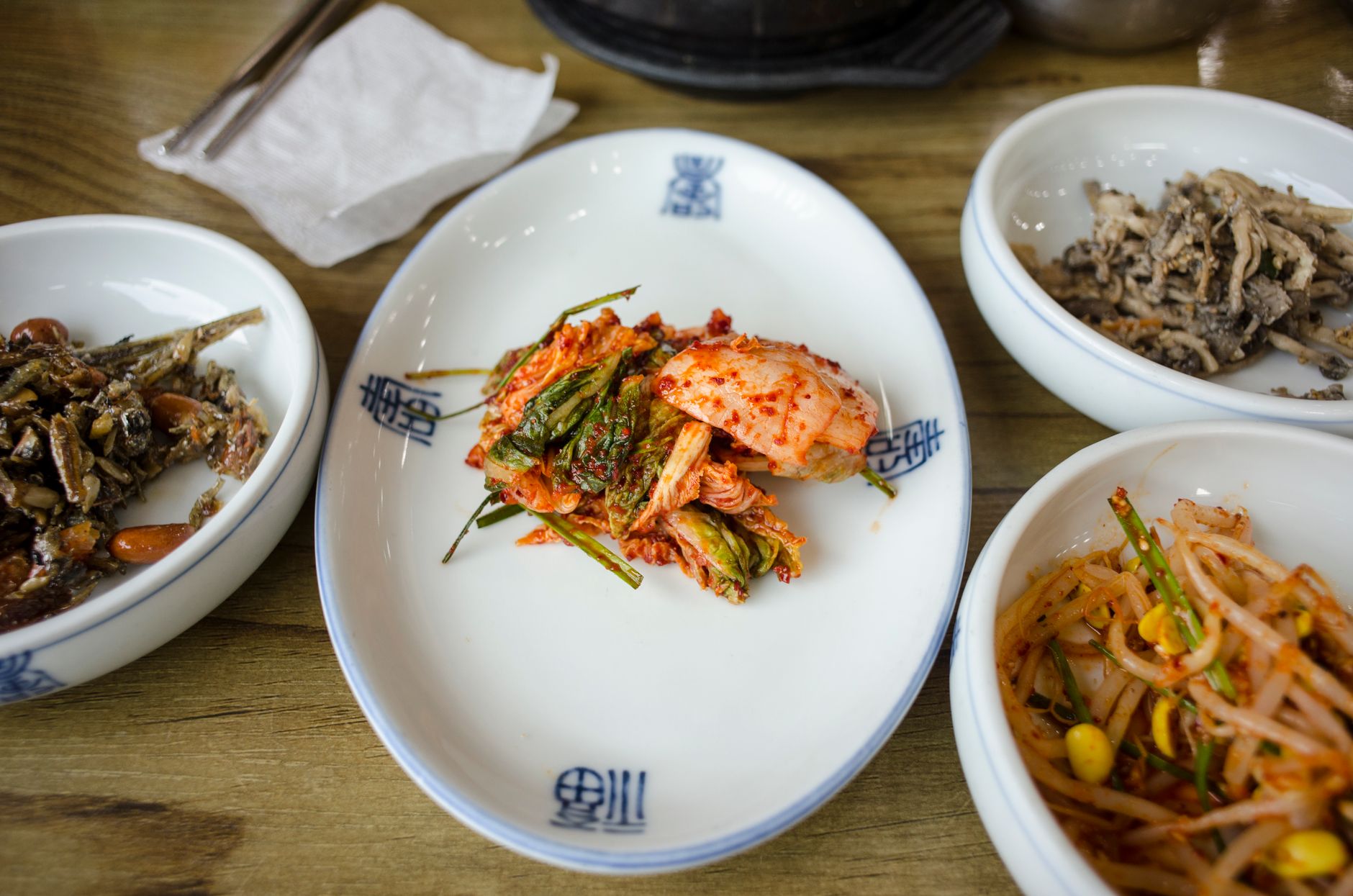 Bossam: Korean Boiled Pork Guide—History, Regions & How to Eat