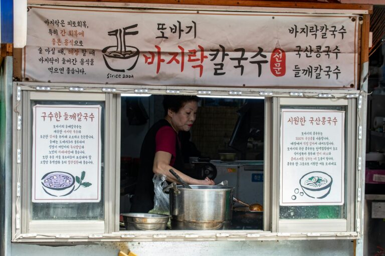 We Compared TikTok Food Videos to Google Maps Ratings in Seoul. Here’s the Truth.