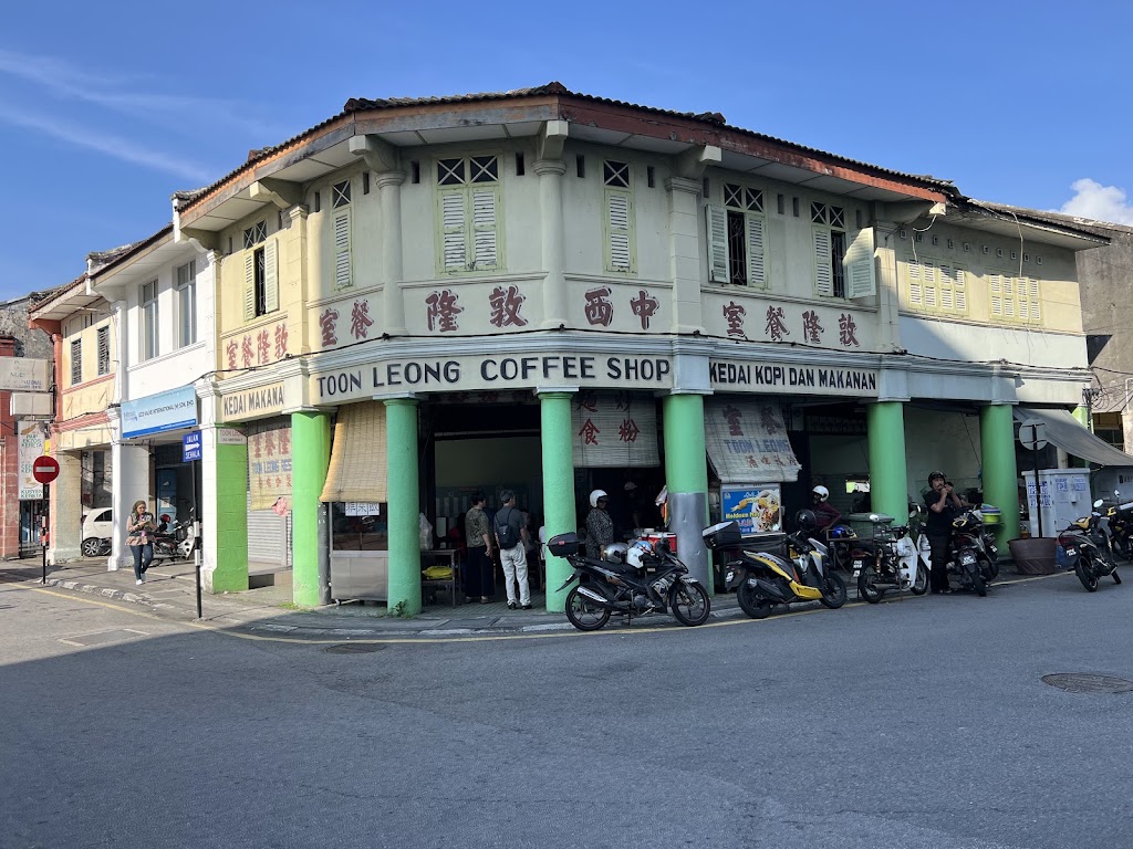 Aimi Lim Hokkien Mee - hokkien mee penang