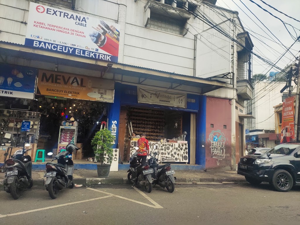 Ayam Goreng Sari Manis Suniaratu - ayam goreng bandung