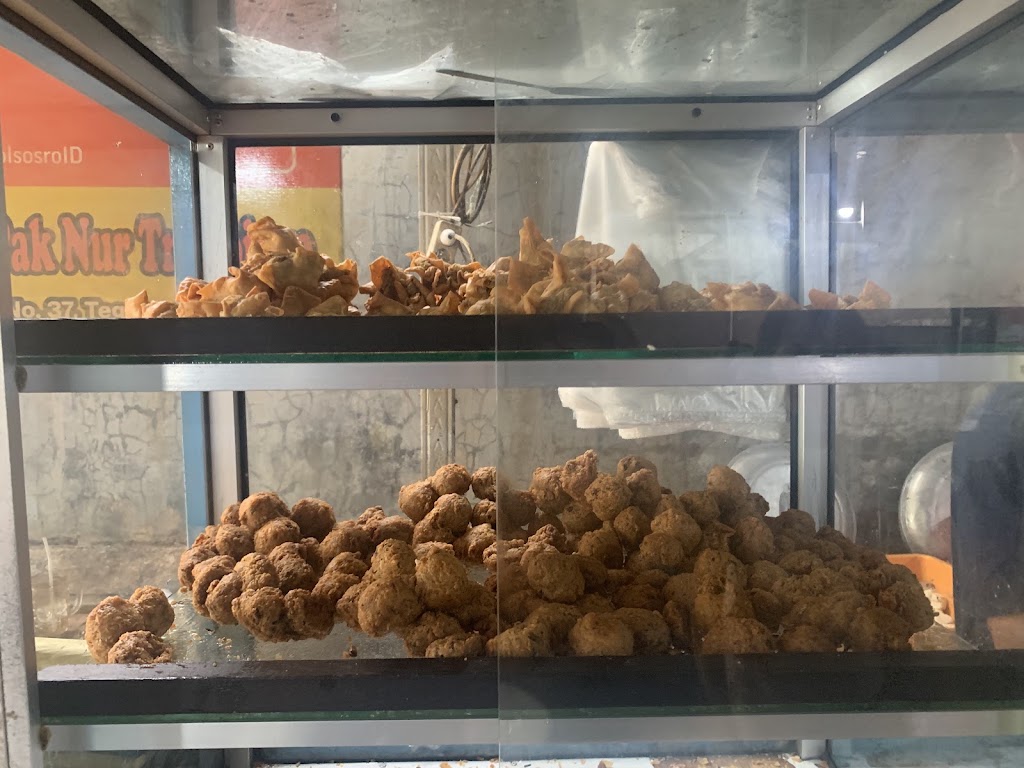 Bakwan Pak Nur - bakso surabaya
