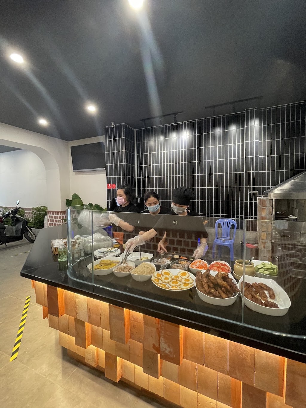 Cơm Tấm Sà Bì Chưởng - Trần Bình Trọng - com tam ho chi minh city