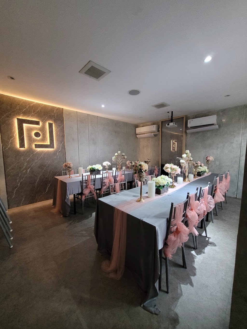 ️ Kollabora | The Best Thematic Cafe & Restaurant in Indonesia - mie goreng surabaya