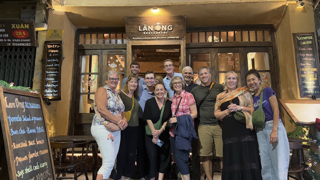 Lan Ong Restaurant – Authentic Vietnamese Cuisine in Hanoi Old Quarter - pho hanoi