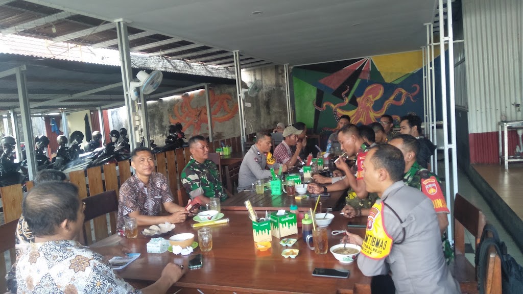 Nasi Goreng dan Sop iga Mapela - nasi goreng yogyakarta