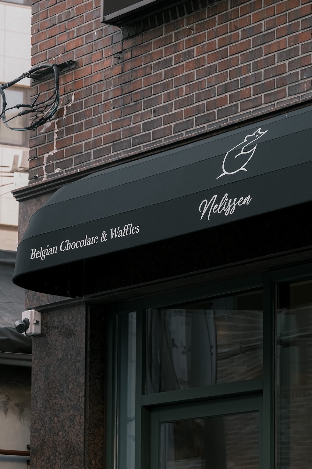 Nelissen 넬리슨 - Belgian Chocolate, Coffee & Waffles - specialty coffee in seoul