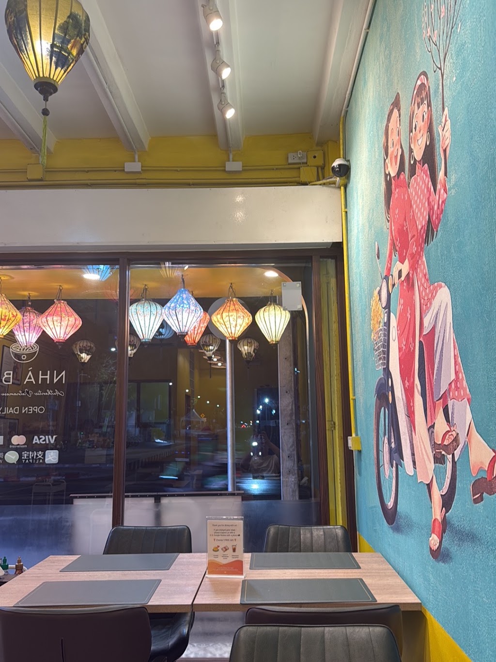 NHÀ BIN @ Banthat Thong - เฝอบ้านบินห์ ณ. บรรทัดทอง - pho bangkok