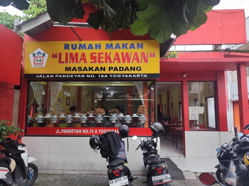 Rumah Makan Padang Lima Sekawan - nasi padang yogyakarta