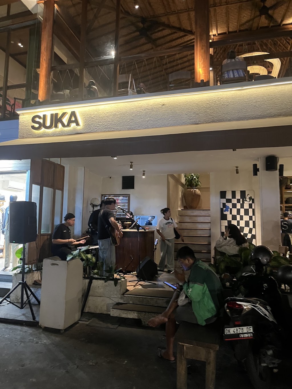 SUKA UBUD - best cafes in ubud bali