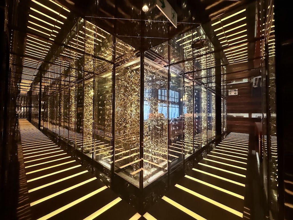 Tin Lung Heen | The Ritz-Carlton, Hong Kong - peking duck hong kong