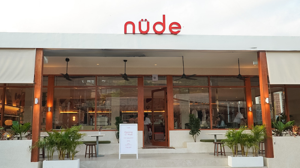 Best Smoothie Bowl in Bali — nüde cafe Berawa